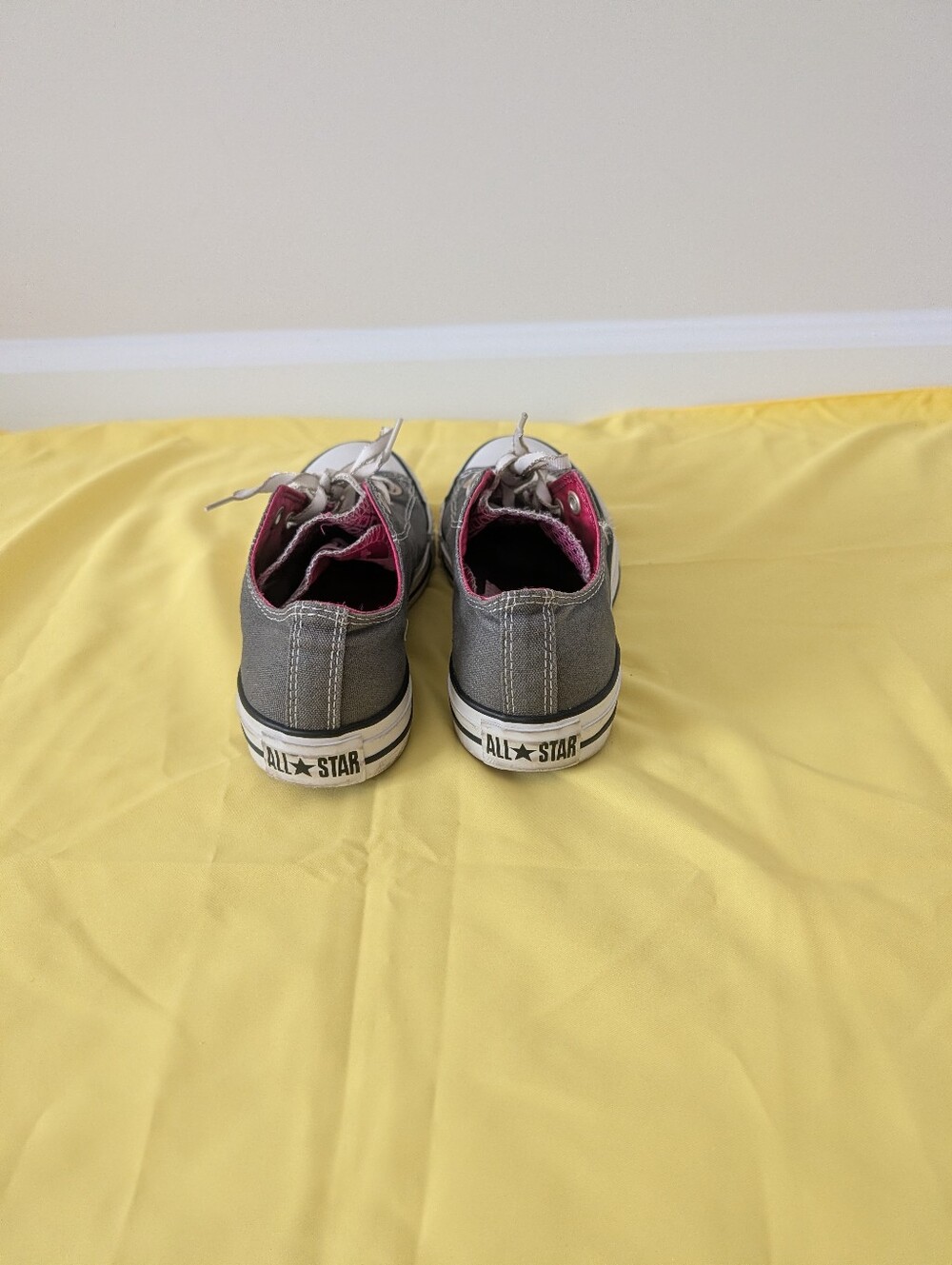 Converse - Picture 4 of 5